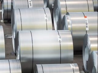 Trump begint handelsoorlog met EU, minister Kaag wil in dialoog blijven