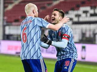 AZ laat te veel kansen liggen om te winnen van Ajax