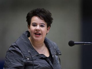 Sharon Dijksma wil een minister van Milieu en Energie