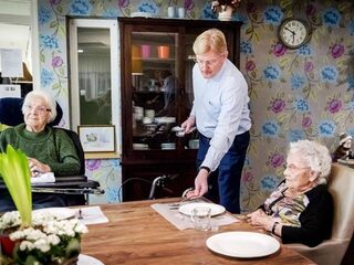 Waarom 2 miljard euro per jaar voor de verpleeghuiszorg niet in één keer alle problemen oplost