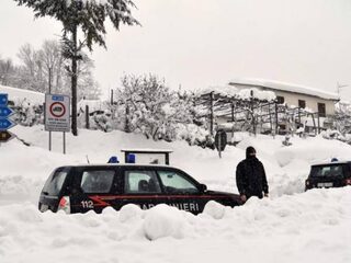 Mogelijk 30 doden na lawine in Italië