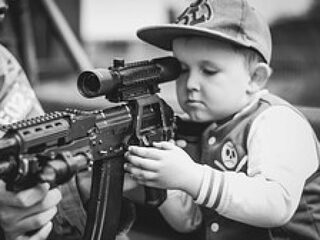 'Wapenwet gaat nooit veranderen in Amerika'