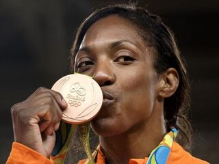 Won Anicka van Emden brons dankzij haar lichtbril?