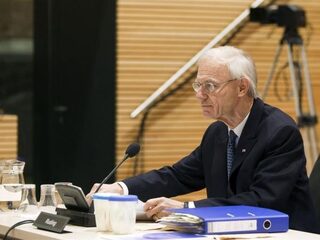 Ruding: ‘Parlementaire enquête naar Belastingdienst zinvoller dan naar euro’