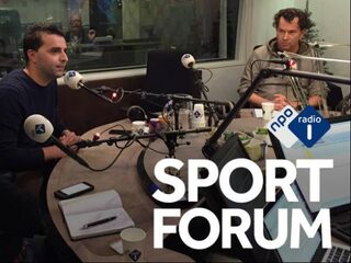 'Den Haag is als een dorp waarin iedereen met geld elkaar haat'