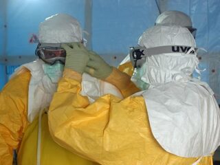 Ebola is terug van weggeweest. Is dat erg?