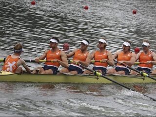 Roeiers mannenacht veroveren brons