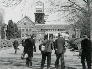 Hoeveel vertrouwen heb jij in de politie, banken en politiek?