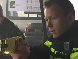 Politie gaat stroomstootwapen gebruiken op straat