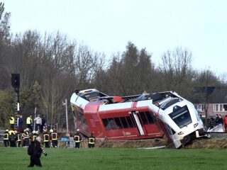 Trein ontspoord bij Winsum, meerdere gewonden