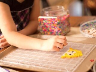 'Geef ouders 16 uur per week goedkope kinderopvang'