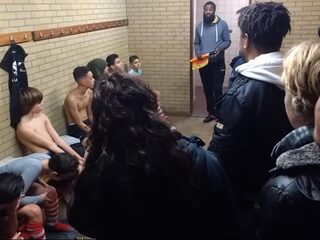 Filmpje met Haagse scheidsrechter een hit op internet