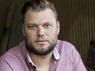 Pyromanen met natte lucifers