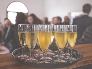 Wat zijn de 'regels' van de kerstborrel?