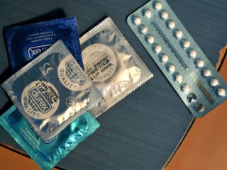 Hoe werkt de ontvruchtingspil (ook bekend als de abortuspil) eigenlijk?