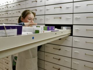 Staking apothekers door werkdruk, loonachterstand en agressie: 'Deze actie was onvermijdelijk'