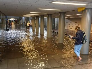 Regen en dreigende luchten: foto's van NPO Radio 1-luisteraars