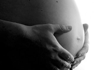 Draagmoeder: 'Ik wilde oerkracht bij een bevalling nog eens meemaken'