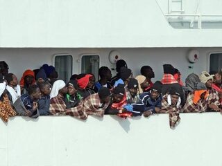 'Zeker 300.000 vluchtelingen dit jaar naar Italië'