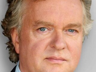 Hoeveel macht heeft het Binnenhof?