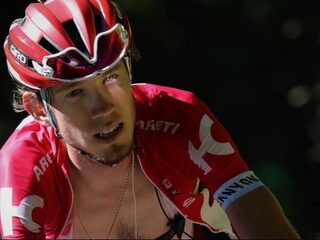 Zege voor Zakarin in zware Alpenetappe, Mollema verliest tijd