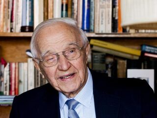 Oud-premier Piet de Jong (101) overleden