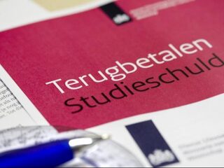 'Studenten zijn overheid nog 17,9 miljard euro schuldig'