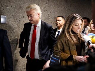 Hoelang houdt kabinet-Schoof het nog vol? 'Kiezers ontevreden en boos dat ze niets voor elkaar krijgen'