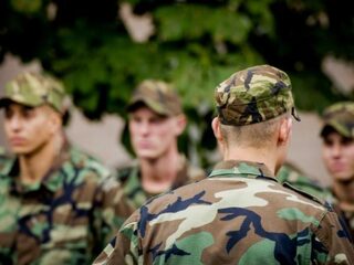 Te weinig munitie en geen vertrouwen in top Defensie