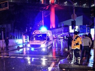 Zeker 39 doden bij aanslag op nachtclub in Istanbul