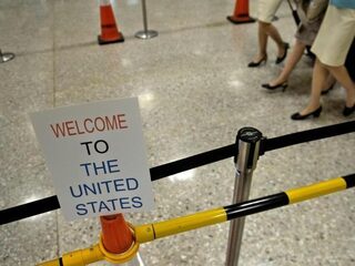 Naar Amerika of Canada? Lees dan deze waarschuwing!