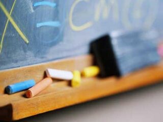 Duizenden kinderen in Nederland gaan niet naar school