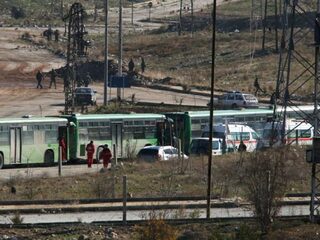 Rode Kruis-konvooi Aleppo bij vertrek beschoten