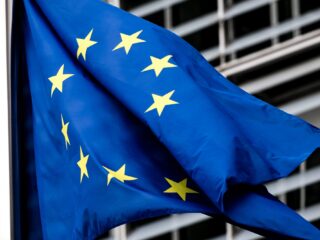 Moet de EU verder uitbreiden? En aan welke voorwaarden moeten landen dan voldoen?