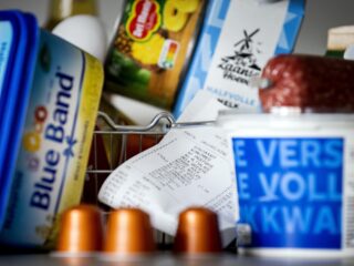 Inflatie alweer omhoog, boodschappen steeds duurder: 'Nederland zit in de klem'