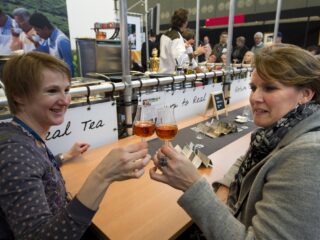 Zijn Nederlanders echt zo nuchter? Of denken we dat alleen zelf?