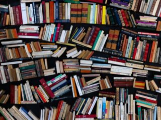 Bij hoeveel boeken spreek je van een persoonlijke bibliotheek?