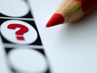 Meer ruimte nodig voor 'radicale midden'? 'Grijze midden herkent zich niet in publieke debat'