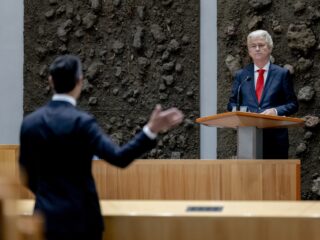 Gaan middenpartijen een 'terugweg vanuit de flanken' vinden bij nieuwe verkiezingen?