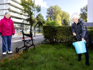 'Boomers' en 'bejaarden' ervaren leeftijdsdiscriminatie, maar zijn 'geschenk voor samenleving'