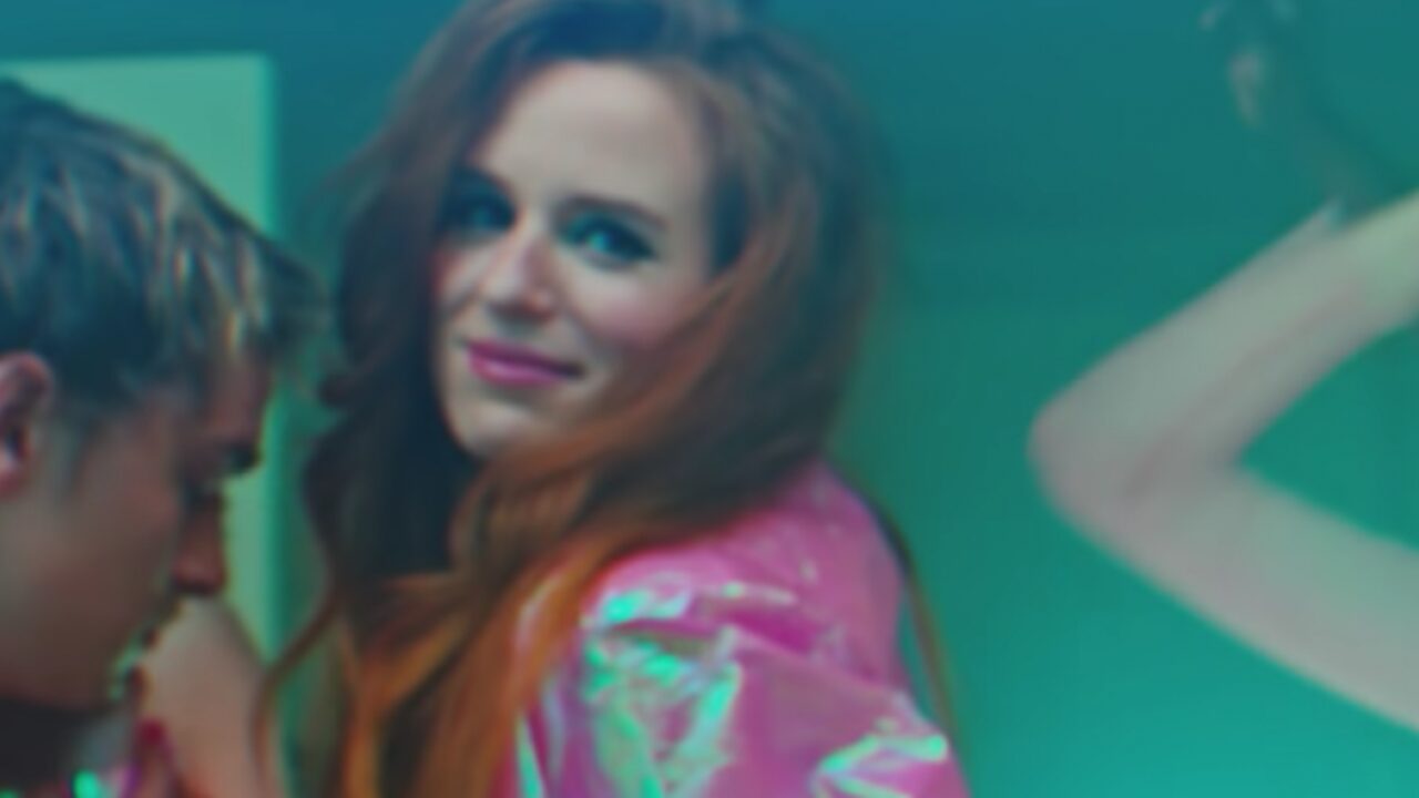 Hou Je Bek En Bef Me Lyrics