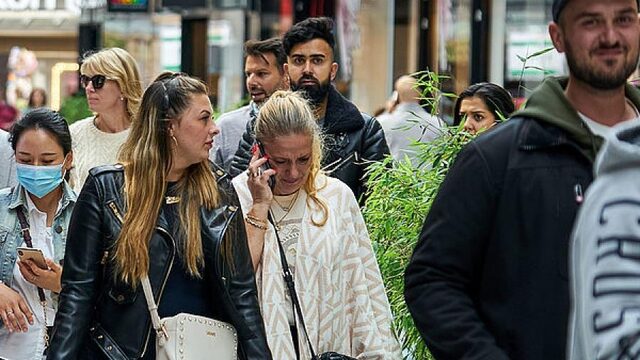 'Aantal mensen dat coronamaatregelen schendt is verdubbeld'