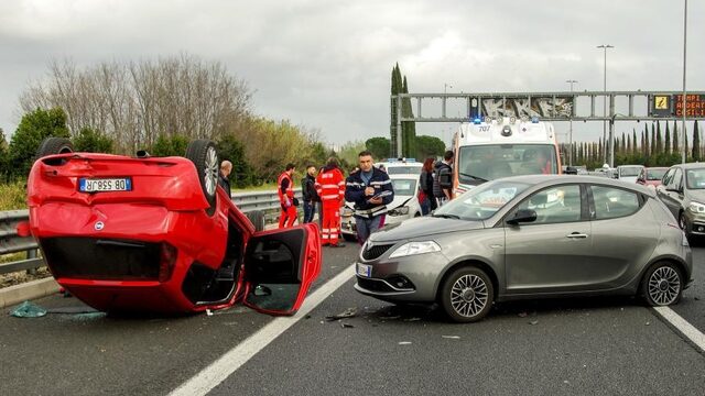 Promovendum verhoogt premie autoverzekering tot 142 procent