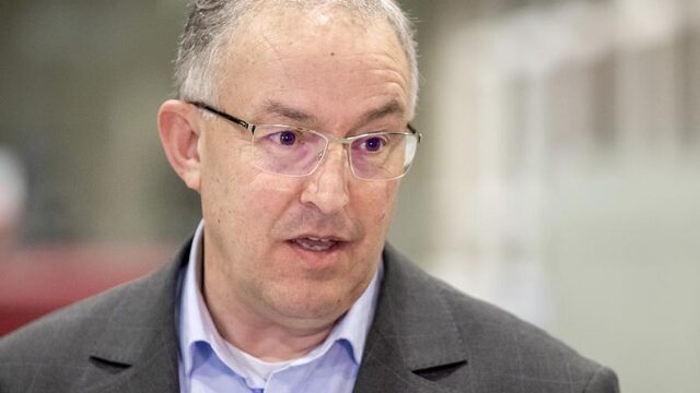 Aboutaleb smeekt kerken: 'Alstublieft, doe het niet'