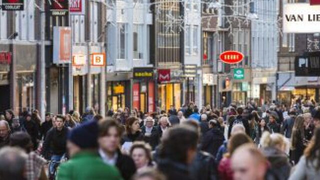 Bevolkingsgroei Nederland vooral door immigratie: 'Geen bovengrens, dat is zorgelijk'