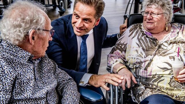 Het gaat beter in de zorg, maar voor hoe lang?