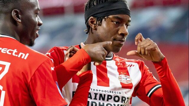 PSV komt zonder schade wedstrijd tegen ADO Den Haag door