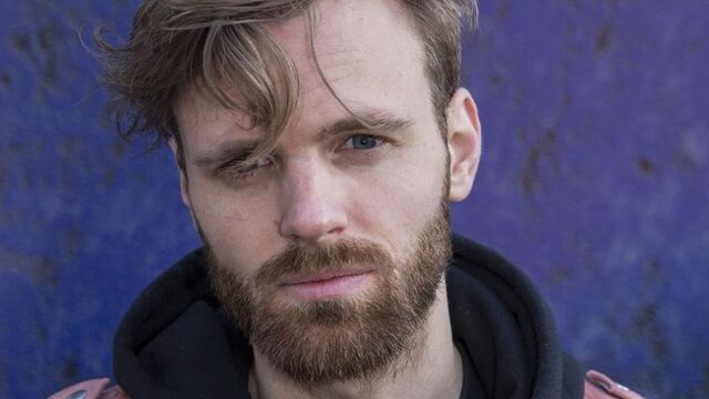 'Documentaire Tim Hofman over kinderpardon is op het randje'