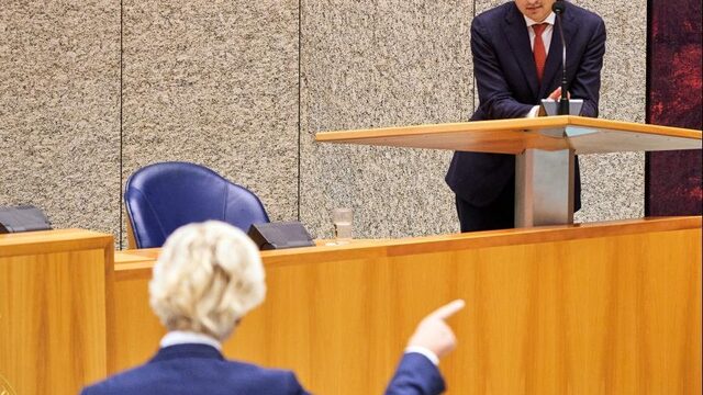 Racismedebat: 'Hopeloze poging om je van de ander te onderscheiden'