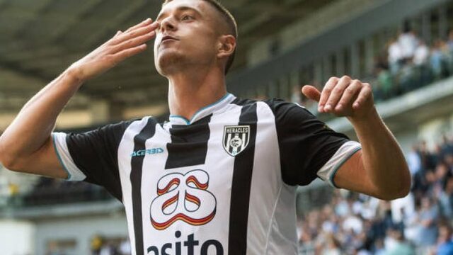 Heracles is AZ de baas in Almelo